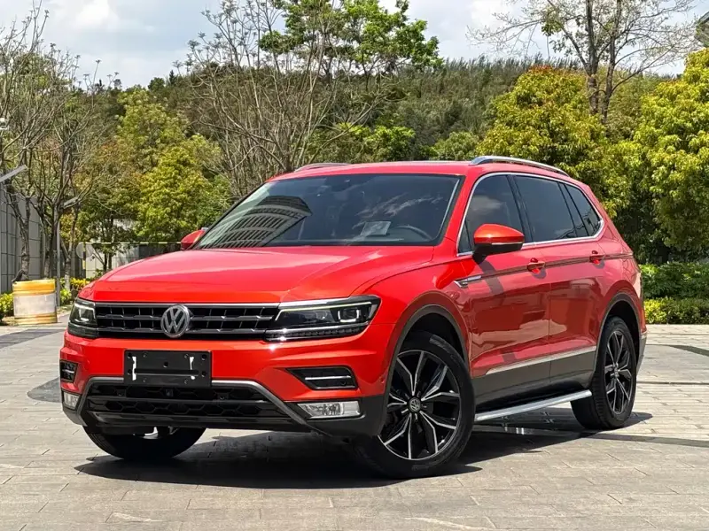 Volkswagen Tiguan L, 2017