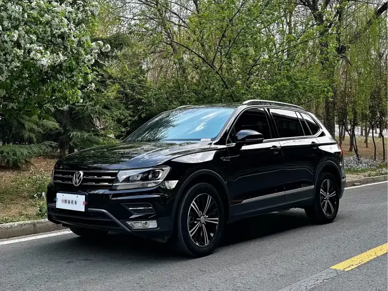 Volkswagen Tiguan L, 2020