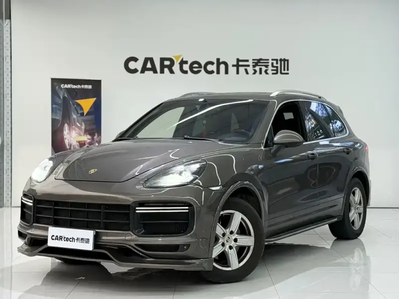 Porsche Cayenne, 2011