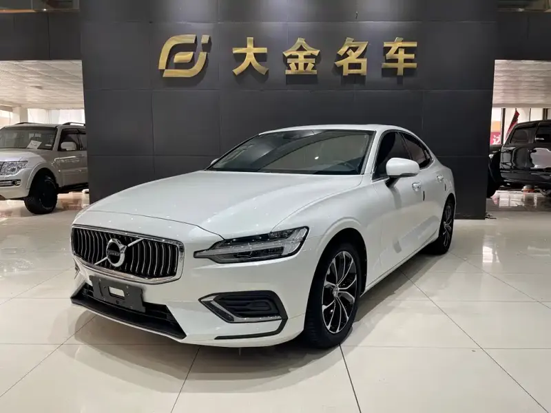 Volvo S60, 2021
