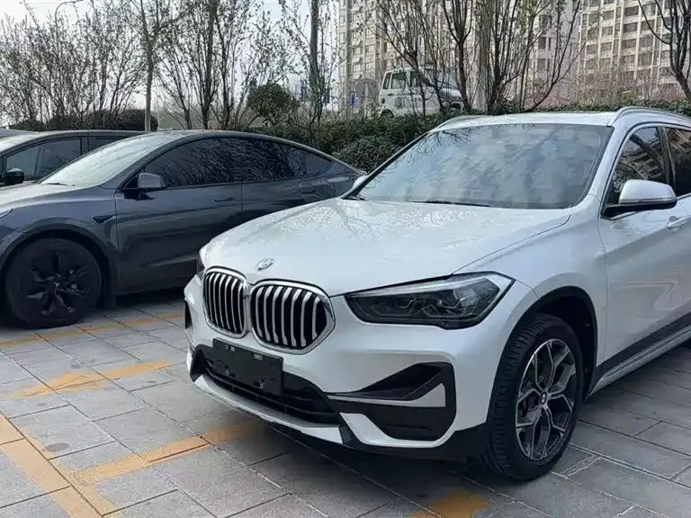 BMW X1, 2022 — фото 1