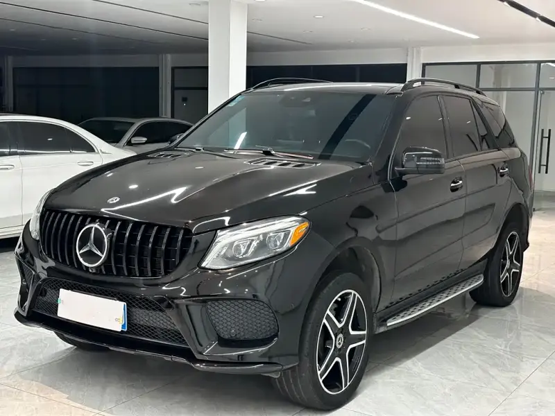 Mercedes-Benz GLE, 2017 — фото 1