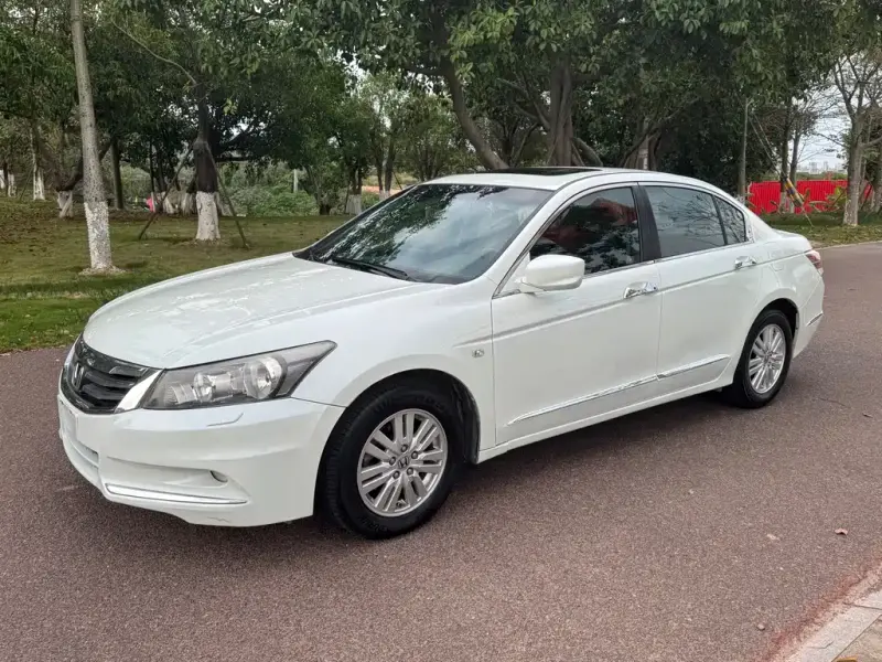 Honda Accord, 2013 — фото 1
