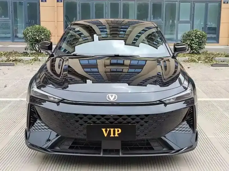 Changan UNI-V, 2025