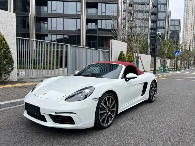 Porsche 718, 2022