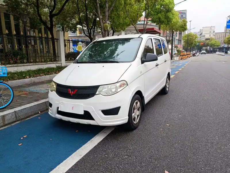 Wuling Hongguang, 2016