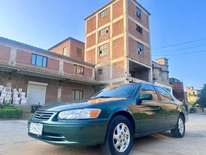 Toyota Camry, 2001