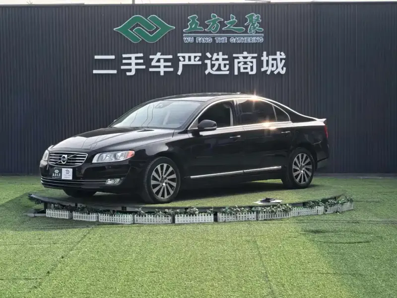 Volvo S80L, 2015