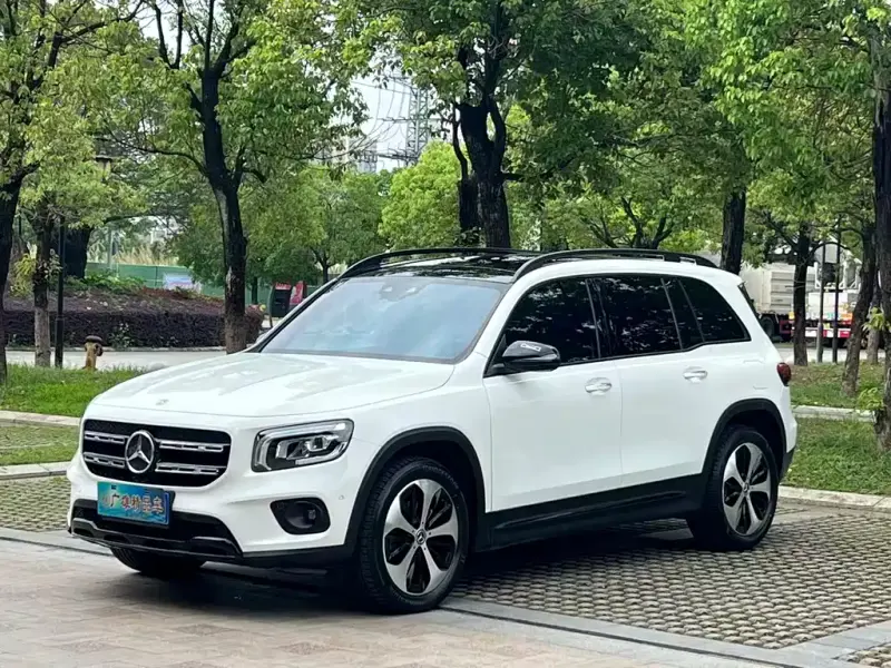 Mercedes-Benz GLB, 2020