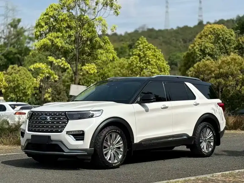 Ford Explorer, 2022