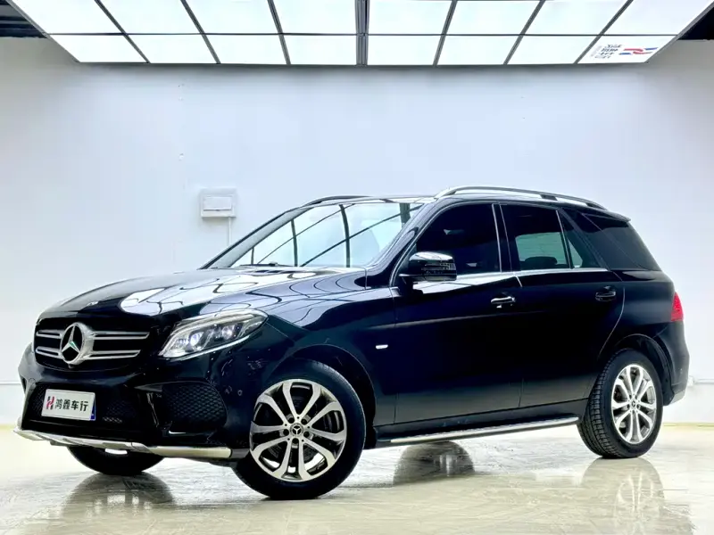 Mercedes-Benz GLE, 2018 — фото 1
