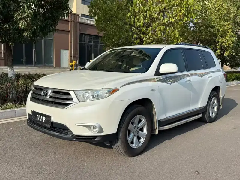 Toyota Highlander, 2011 — фото 1