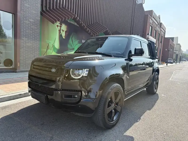 Land Rover Defender, 2021