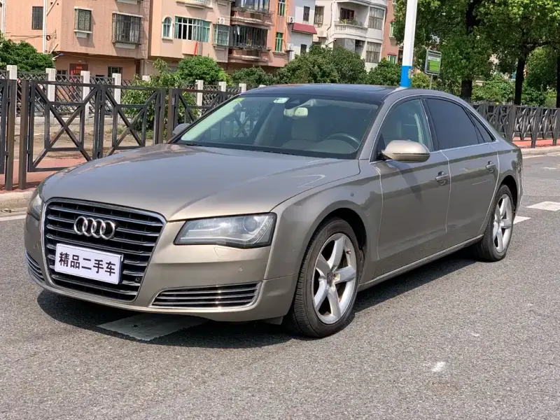 Audi A8, 2013