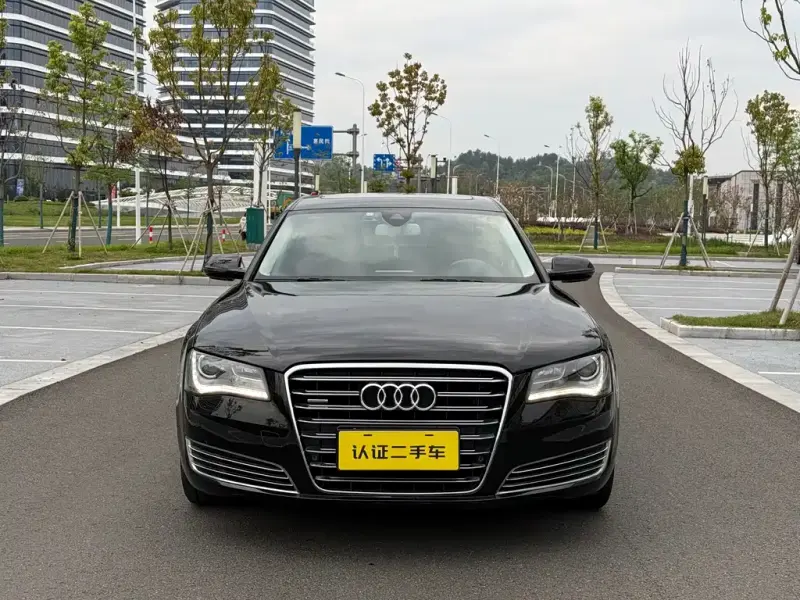 Audi A8, 2013
