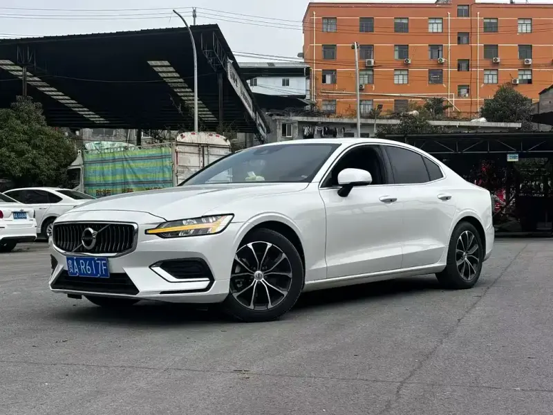 Volvo S60, 2021