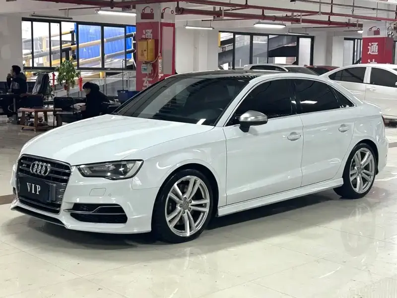 Audi S3, 2015