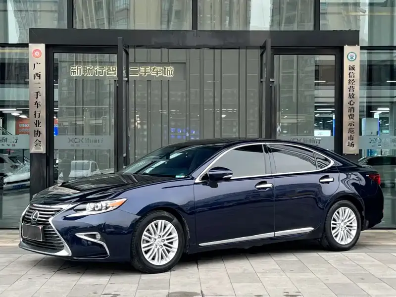 Lexus ES, 2018