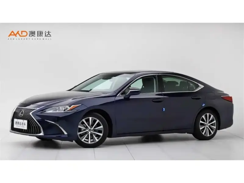 Lexus ES, 2020