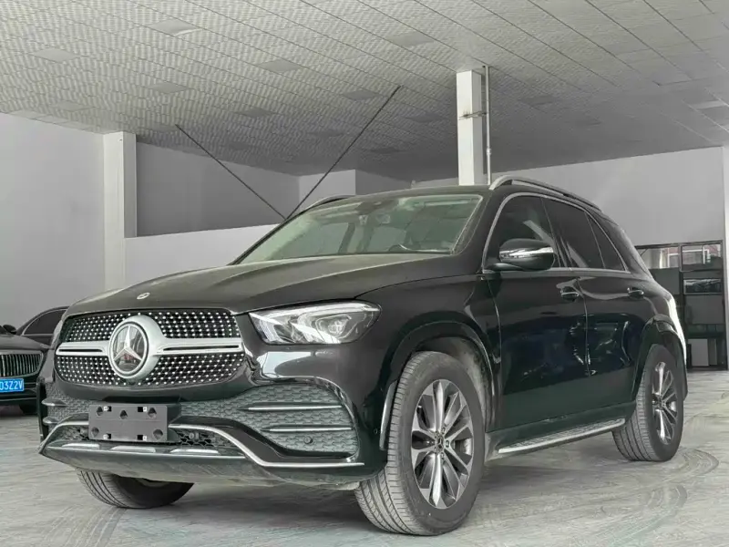 Mercedes-Benz GLE( ), 2023 — фото 1