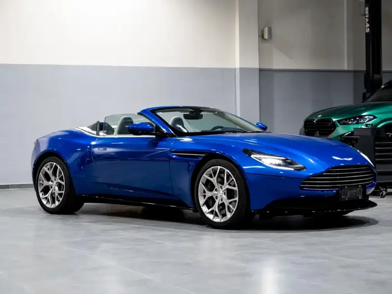 Aston Martin DB11, 2019
