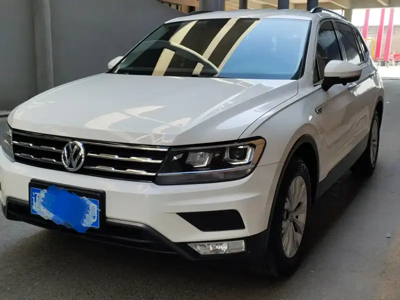 Volkswagen Tiguan L, 2017