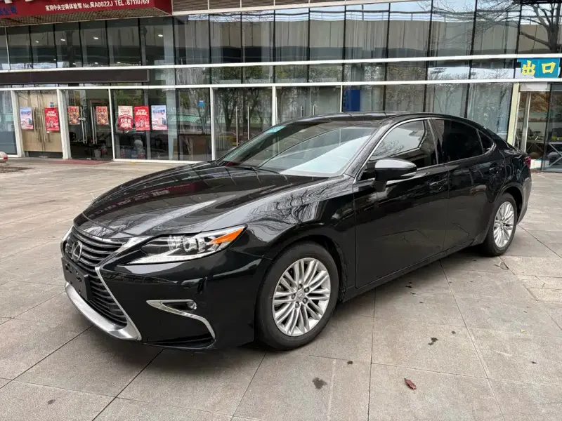 Lexus ES, 2018