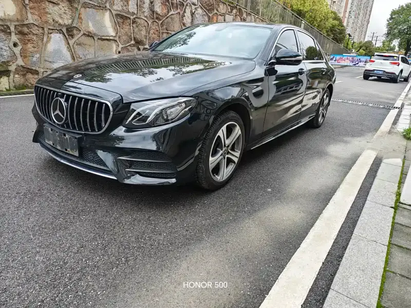 Mercedes-Benz E-Class, 2018 — фото 1