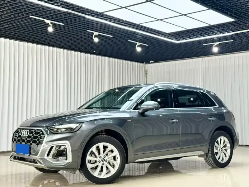 Audi Q5L, 2021