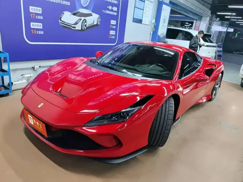 Ferrari F8, 2021 — фото 1