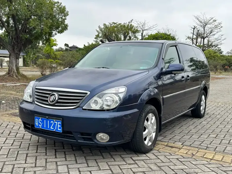 Buick GL8, 2007