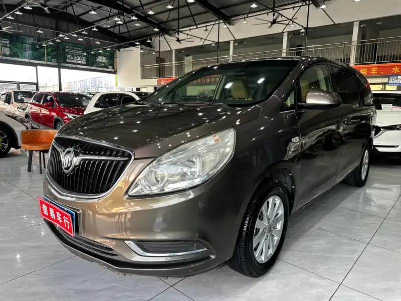 Buick GL8, 2018