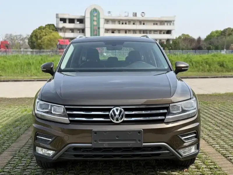 Volkswagen Tiguan L, 2018