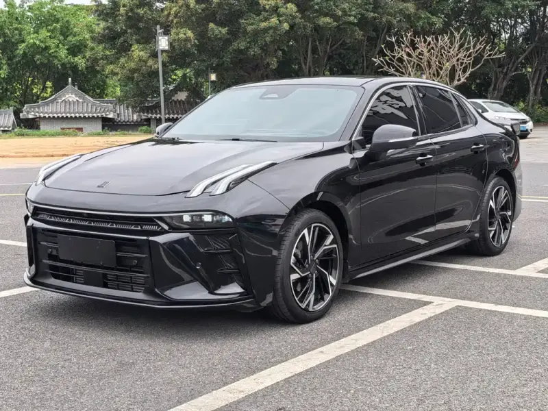 Lynk & Co 03, 2025