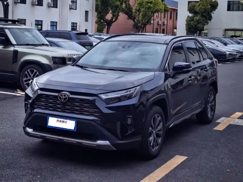 Toyota RAV4, 2025