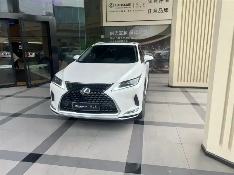 Lexus RX, 2021