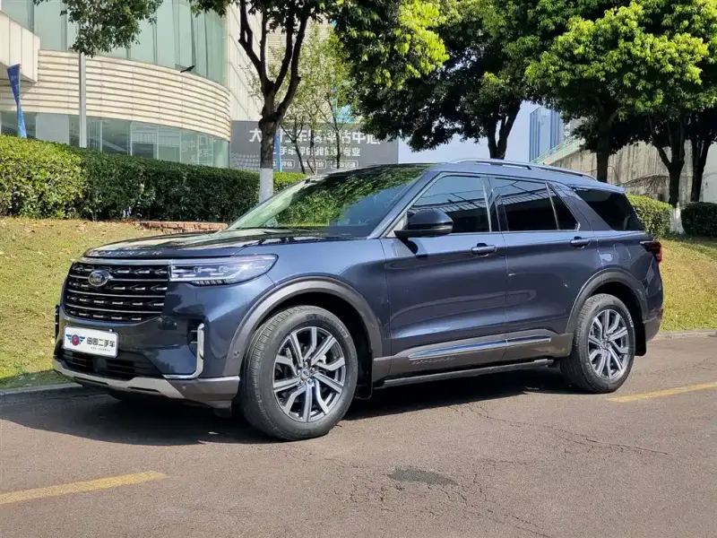 Ford Explorer, 2023