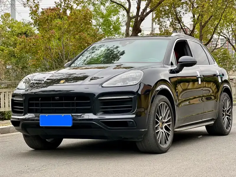 Porsche Cayenne, 2022