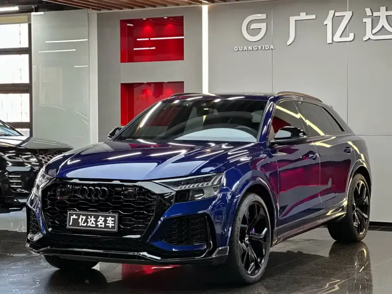 Audi RS Q8, 2021