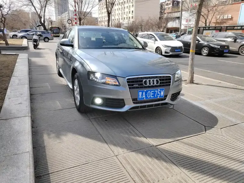 Audi A4L, 2009
