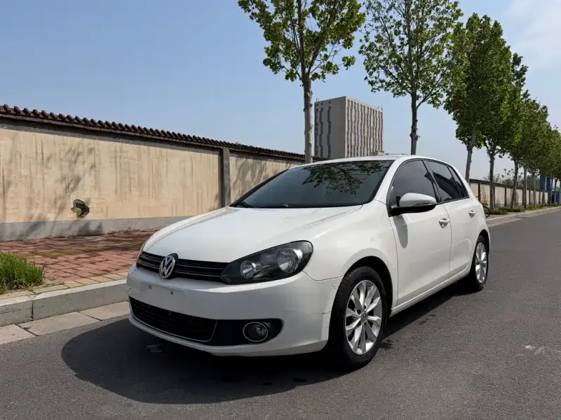 Volkswagen Golf, 2014
