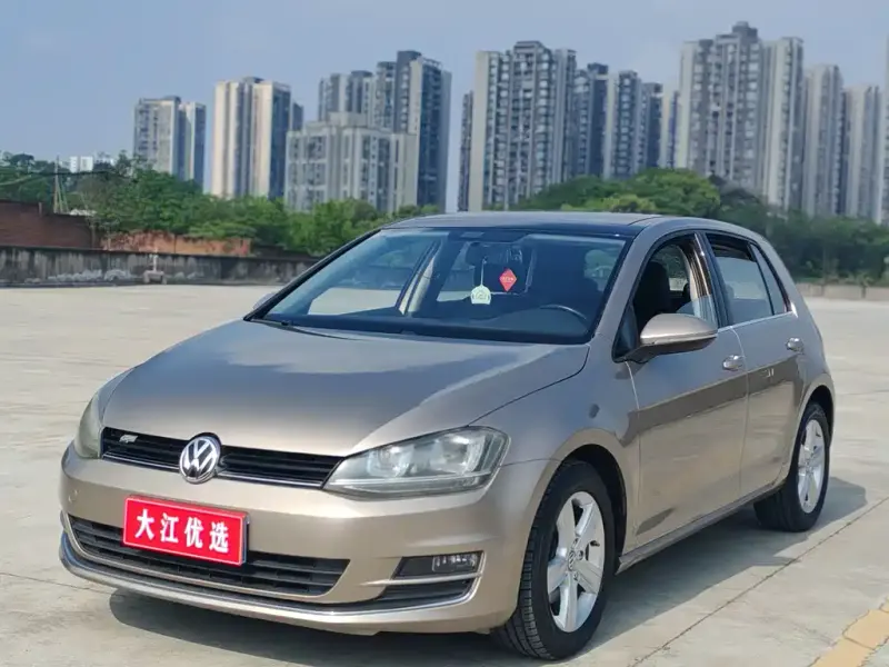 Volkswagen Golf, 2015