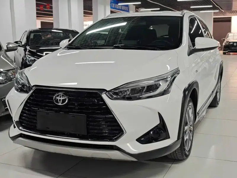Toyota Yaris L, 2021