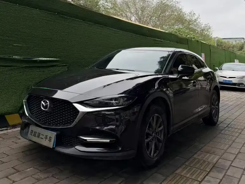 Mazda CX-4, 2021