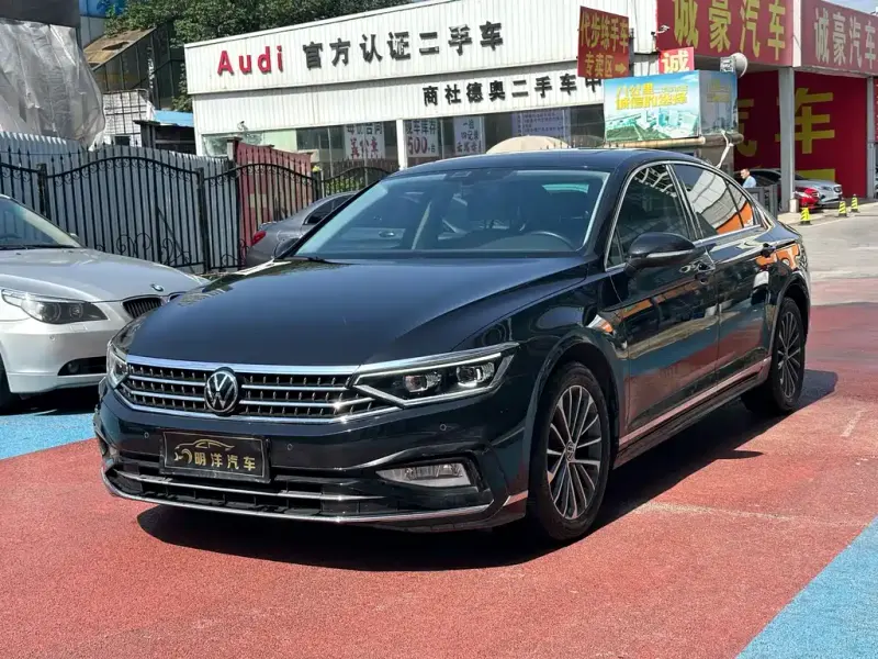 Volkswagen Magotan, 2023