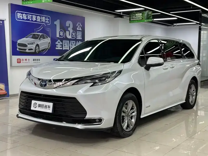 Toyota Sienna, 2023