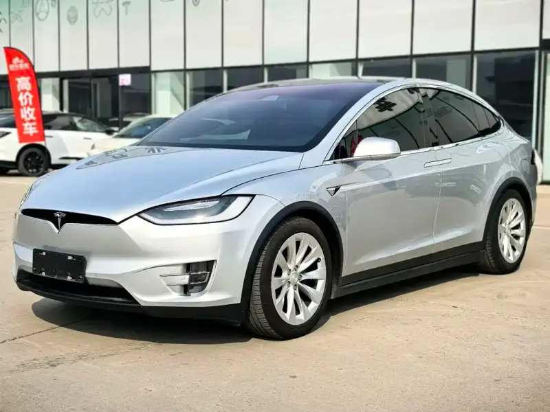 Tesla Model X, 2018