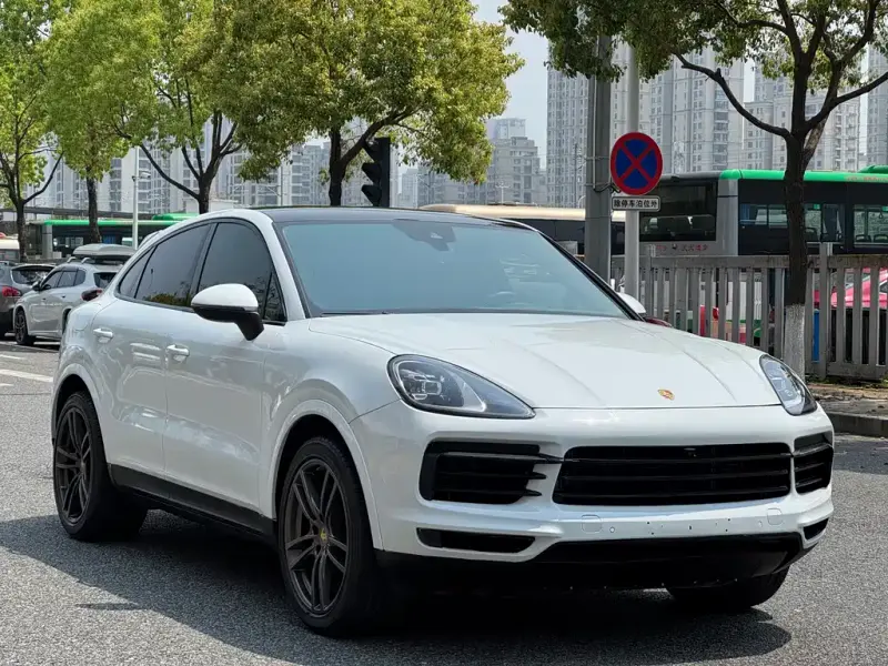 Porsche Cayenne, 2020