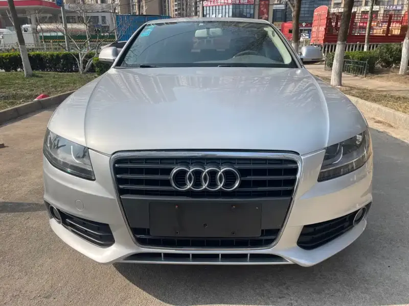 Audi A4L, 2011