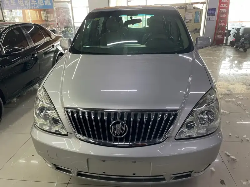 Buick GL8, 2014